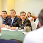 Raúl Amador, presidente de Invercasa, Raúl Calvet de Calvet y Asociados y el Dr. Álvaro Guerra, director del Hospital Central Managua.