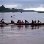 El río Colorado de Costa Rica ha crecido a niveles enormes gracias a las aguas del río San Juan que se escapan hacia el país vecino.