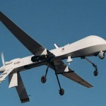 Un avión no tripulado conocido como "dron".