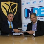 El presidente de INDE, Sergio Argüello Pereyra y Ajay Patel, director de CERE de la universidad Wake Forest de Carolina del Norte.