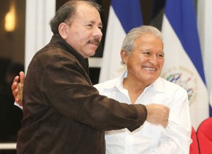 Sánchez Cerén y Daniel Ortega
