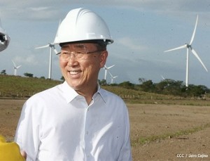 Ban Ki-moon en parque eólico de Rivas.