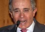 Álvaro Uribe busca protagonismo con el tema del fallo de La Haya.