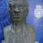 El busto de Rubén Darío que había sido robado en España.