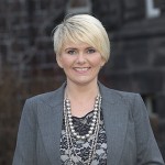 Ragnheidur Elín Arnadottir, ministra de Industria y Comercio de Islandia.