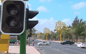 Uno de los semáforos inteligentes instalados en la Avenida Bolívar. (Foto: Luis Vargas).