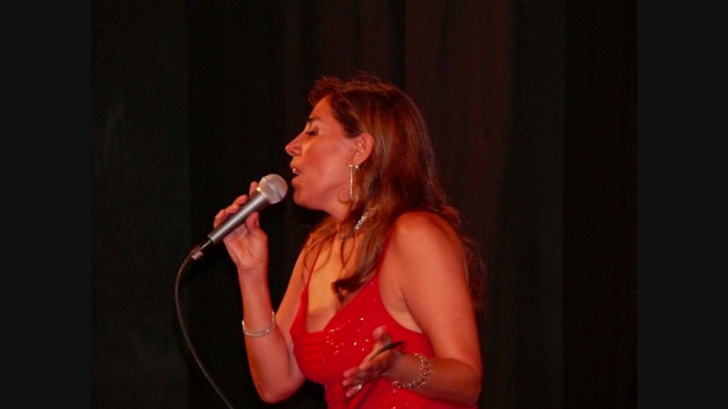 Beatriz Gil Parra, soprano de Ecuador.