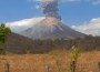 El volcán Momotombo visto desde una estación sísmica del Ineter.