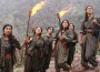 Guerrilleras kurdas en la montaña.