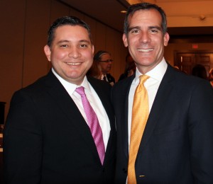 Alfredo Antonio Artiles, de Amcham y Eric Garcetti, alcalde de Los Ángeles.