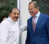 El presidente Daniel Ortega y el canciller ruso Serguéi Lavrov.
