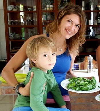 Ximena Gutiérrez y su hijo Arún Valentín tras el primer secuestro.